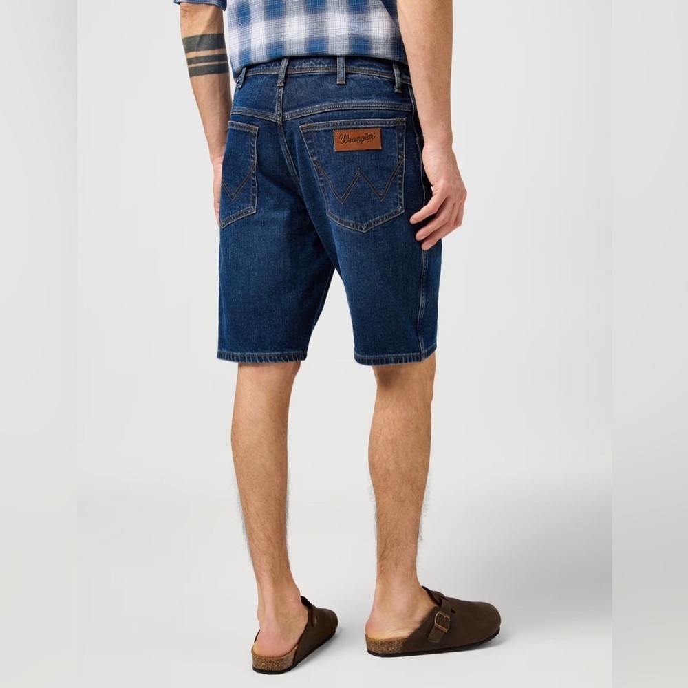Wrangler Men's Dark Blue Jean Shorts 32-11